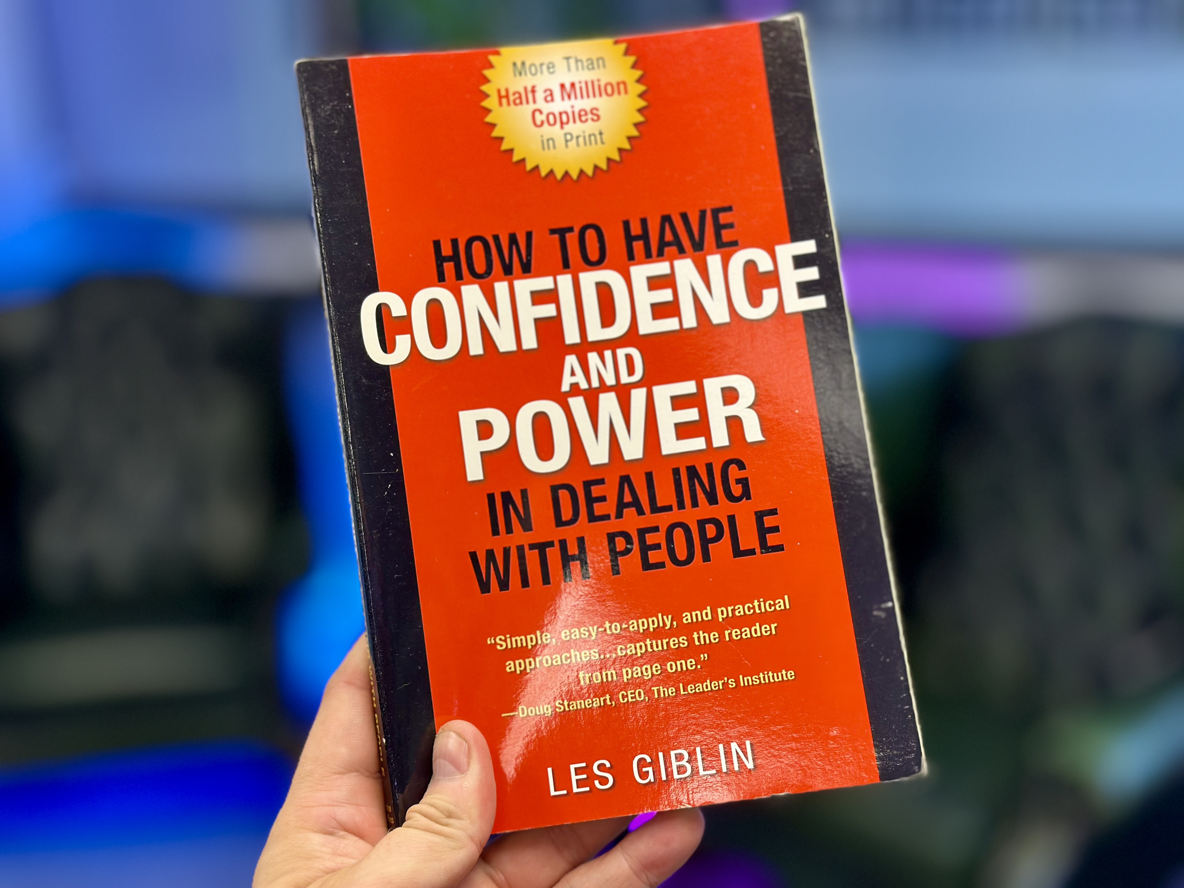 Unleashing Your Inner Confidence: A Review of Les Giblin’s Masterpiece